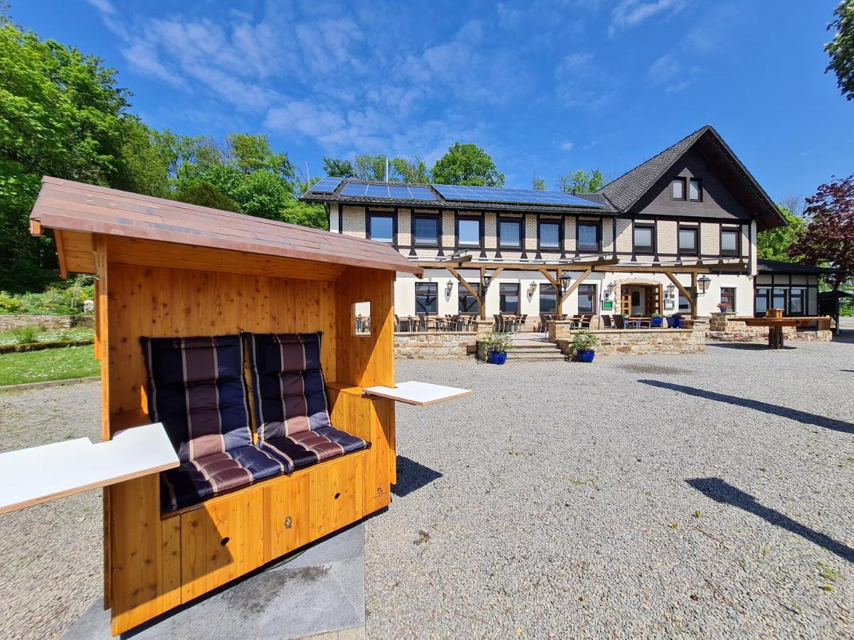 Hotel Waldquelle - Baumhaushotel Aerzen Exterior photo
